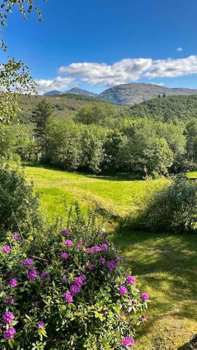1 Bedroom With Mountain & Loch Views - Quiet Location Between Glencoe & Ben Nevis *