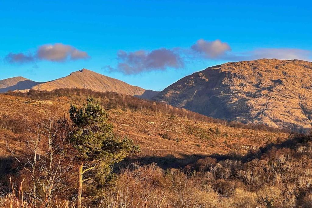 1 Bedroom With Mountain & Loch Views - Quiet Location Between Glencoe & Ben Nevis Дом отдыха *