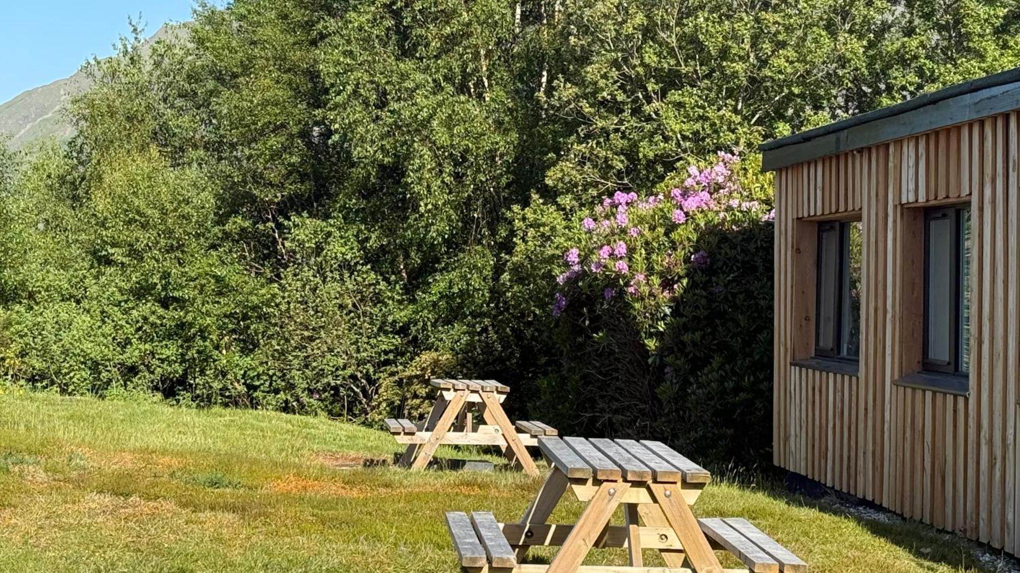 1 Bedroom With Mountain & Loch Views - Quiet Location Between Glencoe & Ben Nevis