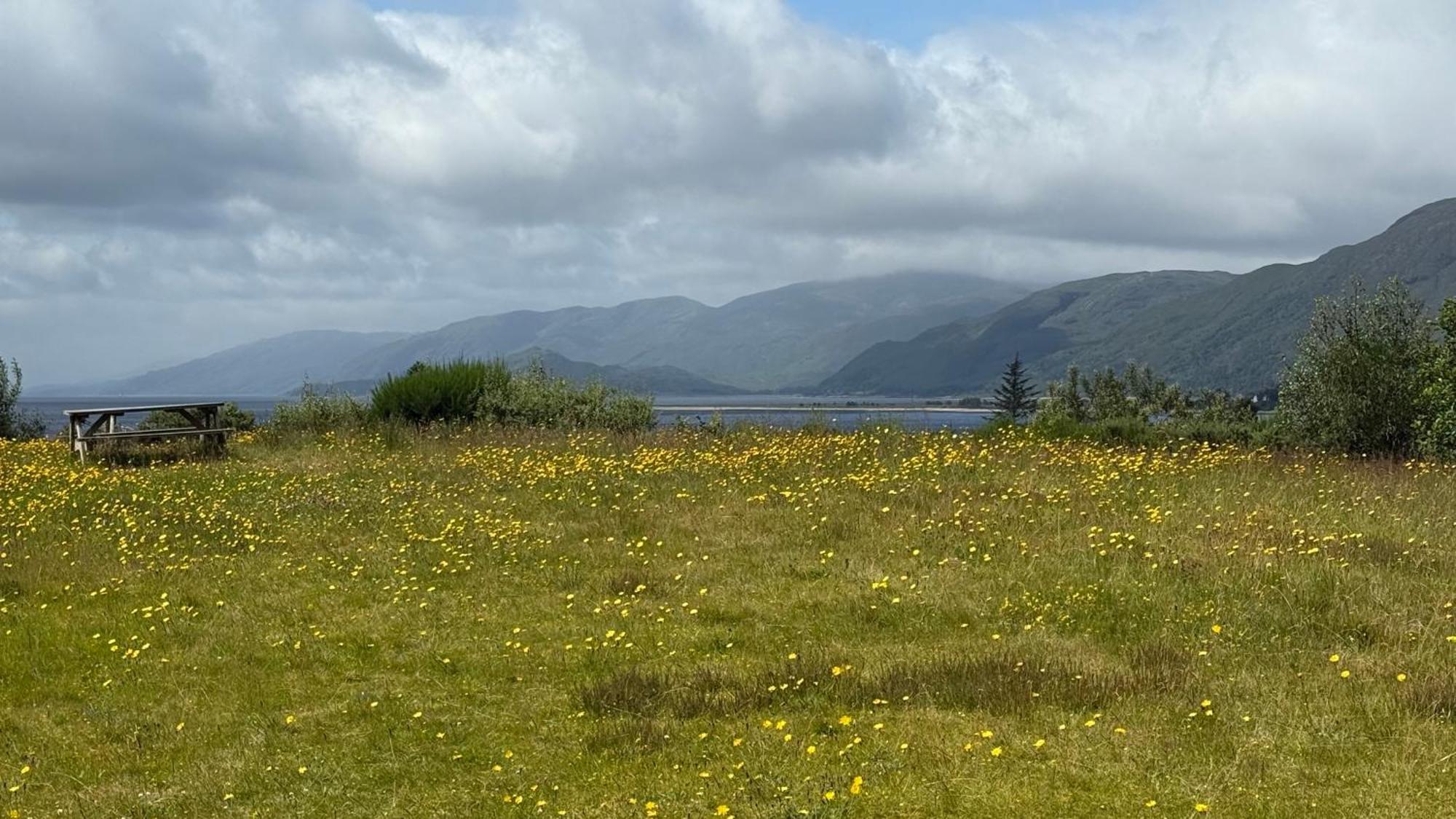 1 Bedroom With Mountain & Loch Views - Quiet Location Between Glencoe & Ben Nevis Дом отдыха *